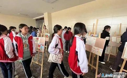 井冈山市旅游中专举行主题画展（图）